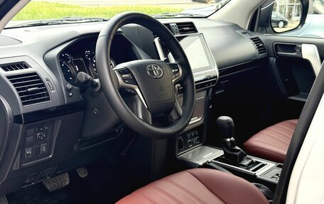 Toyota Land Cruiser Prado 150 рестайлинг 2, 2020 год, 5 460 000 рублей, 27 фотография