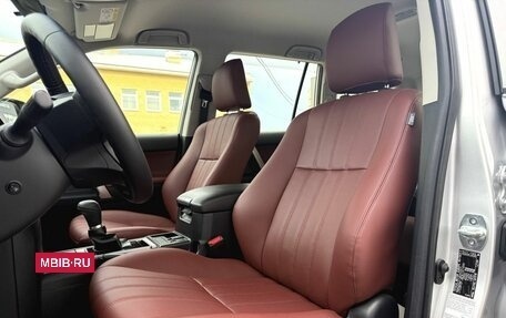 Toyota Land Cruiser Prado 150 рестайлинг 2, 2020 год, 5 460 000 рублей, 21 фотография