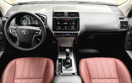 Toyota Land Cruiser Prado 150 рестайлинг 2, 2020 год, 5 460 000 рублей, 30 фотография
