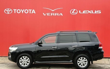 Toyota Land Cruiser 200, 2019 год, 6 170 000 рублей, 2 фотография