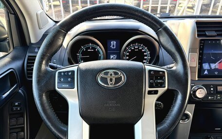 Toyota Land Cruiser Prado 150 рестайлинг 2, 2010 год, 2 495 000 рублей, 11 фотография