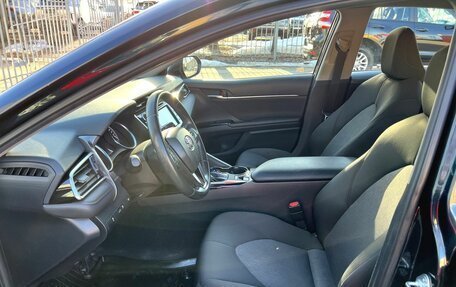 Toyota Camry, 2018 год, 2 520 000 рублей, 14 фотография