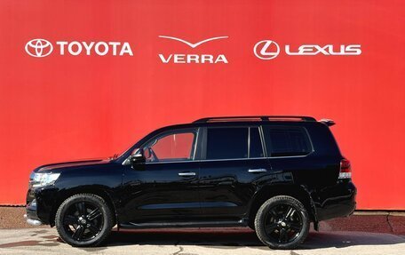 Toyota Land Cruiser 200, 2018 год, 5 860 000 рублей, 2 фотография