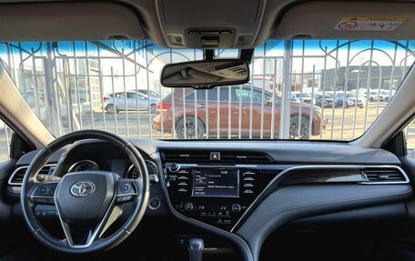 Toyota Camry, 2018 год, 2 520 000 рублей, 13 фотография