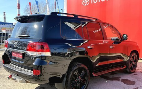 Toyota Land Cruiser 200, 2018 год, 5 860 000 рублей, 5 фотография
