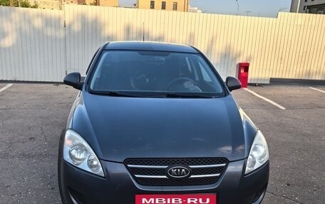 KIA cee'd I рестайлинг, 2009 год, 690 000 рублей, 2 фотография
