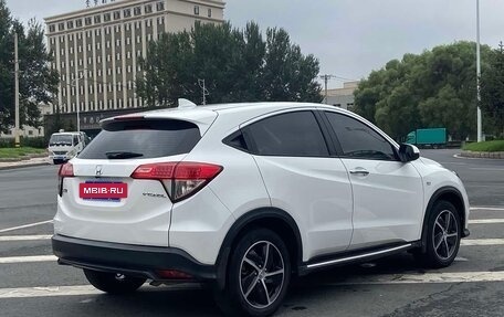 Honda Vezel, 2022 год, 1 649 000 рублей, 6 фотография