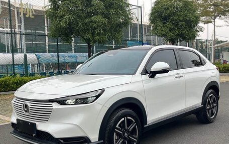 Honda Vezel, 2023 год, 1 648 000 рублей, 1 фотография