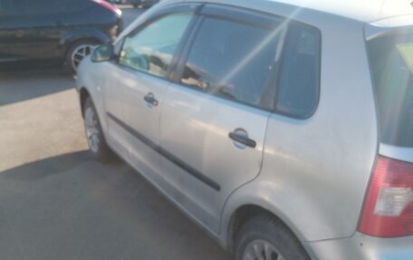 Volkswagen Polo IV рестайлинг, 2002 год, 200 000 рублей, 4 фотография