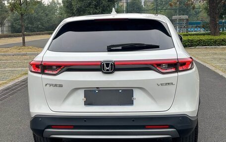 Honda Vezel, 2023 год, 1 648 000 рублей, 7 фотография