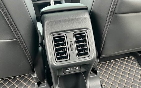 Honda Vezel, 2023 год, 1 648 000 рублей, 17 фотография