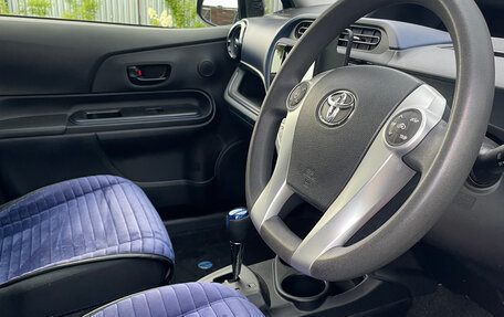 Toyota Aqua I, 2014 год, 950 000 рублей, 7 фотография