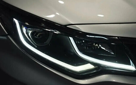 KIA K5 II, 2018 год, 1 740 000 рублей, 3 фотография