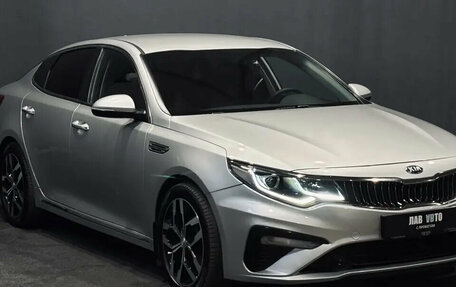 KIA K5 II, 2018 год, 1 740 000 рублей, 4 фотография
