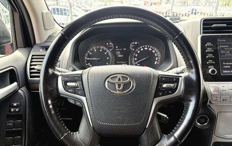 Toyota Land Cruiser Prado 150 рестайлинг 2, 2021 год, 6 420 000 рублей, 10 фотография