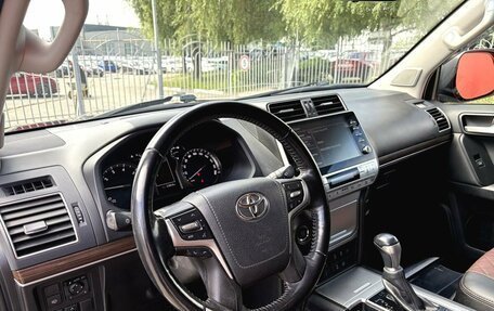 Toyota Land Cruiser Prado 150 рестайлинг 2, 2021 год, 6 420 000 рублей, 13 фотография