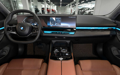BMW 5 серия, 2023 год, 7 000 000 рублей, 8 фотография