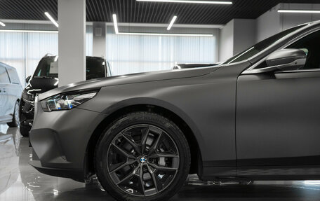 BMW 5 серия, 2023 год, 7 000 000 рублей, 27 фотография