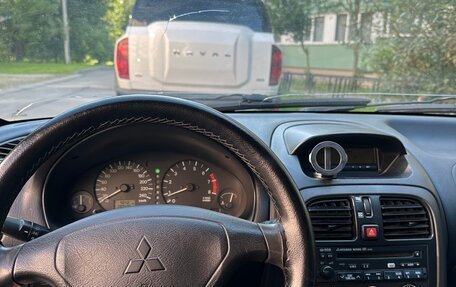 Mitsubishi Carisma I, 2003 год, 230 000 рублей, 4 фотография