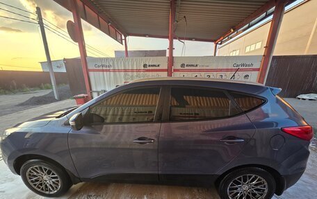 Hyundai ix35 I рестайлинг, 2012 год, 1 000 000 рублей, 6 фотография