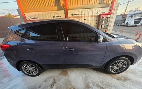Hyundai ix35 I рестайлинг, 2012 год, 1 000 000 рублей, 3 фотография