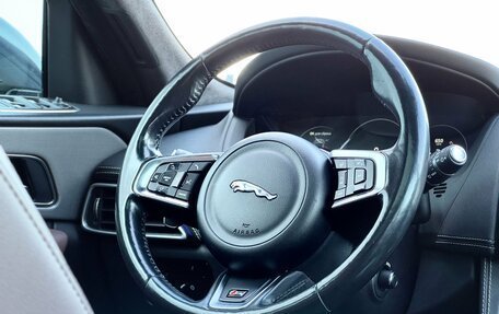Jaguar F-Pace, 2016 год, 2 800 000 рублей, 11 фотография