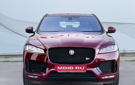 Jaguar F-Pace, 2016 год, 2 800 000 рублей, 3 фотография
