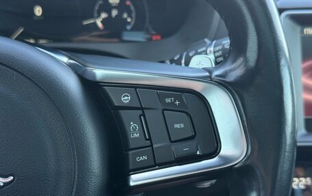 Jaguar F-Pace, 2016 год, 2 800 000 рублей, 15 фотография