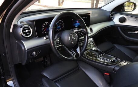 Mercedes-Benz E-Класс, 2021 год, 2 830 000 рублей, 5 фотография