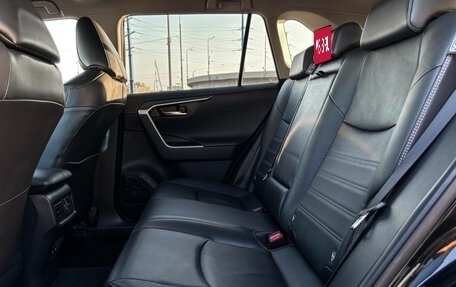 Toyota RAV4, 2020 год, 2 997 000 рублей, 11 фотография