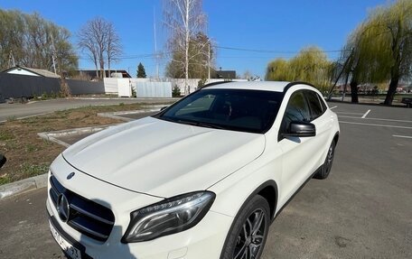Mercedes-Benz GLA, 2016 год, 1 800 000 рублей, 2 фотография