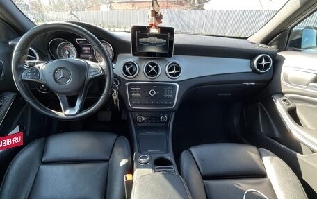 Mercedes-Benz GLA, 2016 год, 1 800 000 рублей, 3 фотография