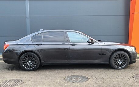 BMW 7 серия, 2010 год, 1 499 000 рублей, 3 фотография