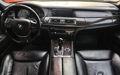 BMW 7 серия, 2010 год, 1 499 000 рублей, 6 фотография