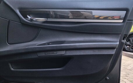 BMW 7 серия, 2010 год, 1 499 000 рублей, 12 фотография