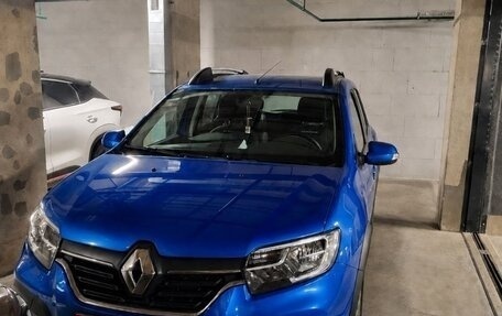 Renault Sandero II рестайлинг, 2022 год, 1 600 000 рублей, 1 фотография