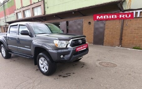Toyota Tacoma III, 2012 год, 3 900 000 рублей, 8 фотография