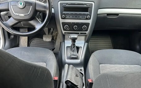 Skoda Octavia, 2012 год, 695 000 рублей, 10 фотография