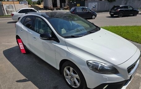 Volvo V40 Cross Country I, 2013 год, 1 275 000 рублей, 1 фотография