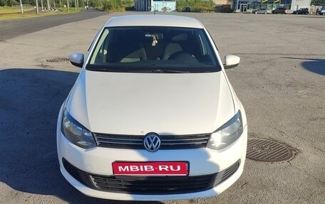 Volkswagen Polo VI (EU Market), 2012 год, 420 000 рублей, 1 фотография