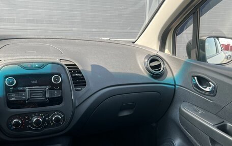 Renault Kaptur I рестайлинг, 2019 год, 1 390 000 рублей, 18 фотография