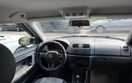 Skoda Fabia II, 2013 год, 850 000 рублей, 6 фотография