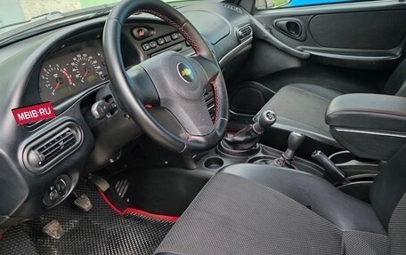 Chevrolet Niva I рестайлинг, 2011 год, 570 000 рублей, 5 фотография