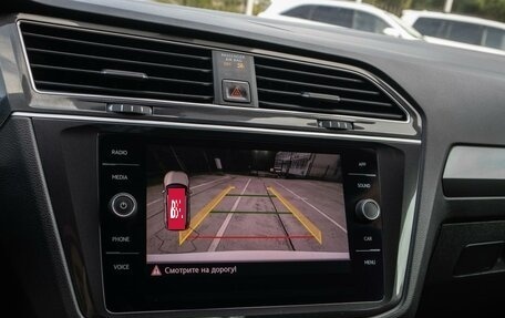 Volkswagen Tiguan II, 2017 год, 2 049 000 рублей, 14 фотография