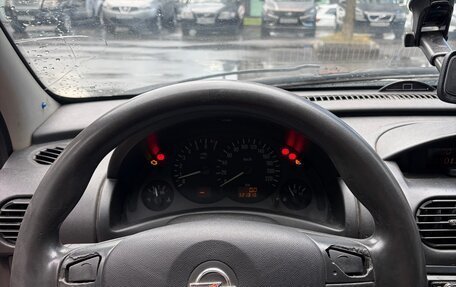 Opel Corsa C рестайлинг, 2001 год, 62 000 рублей, 9 фотография
