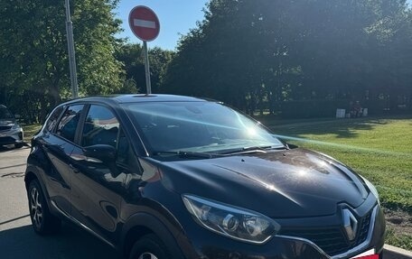 Renault Kaptur I рестайлинг, 2017 год, 1 350 000 рублей, 2 фотография