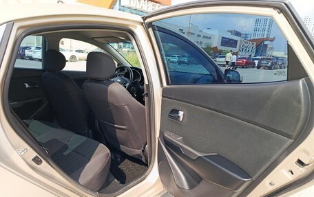 KIA Rio III рестайлинг, 2015 год, 890 000 рублей, 13 фотография