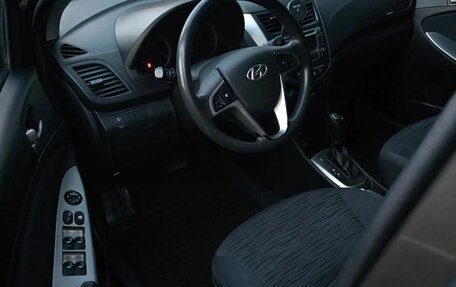 Hyundai Solaris II рестайлинг, 2015 год, 870 000 рублей, 6 фотография