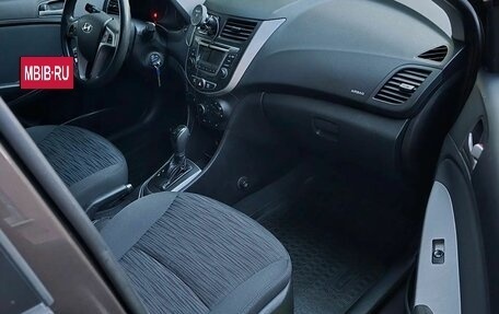 Hyundai Solaris II рестайлинг, 2015 год, 870 000 рублей, 8 фотография