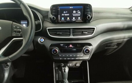 Hyundai Tucson III, 2018 год, 2 075 000 рублей, 14 фотография